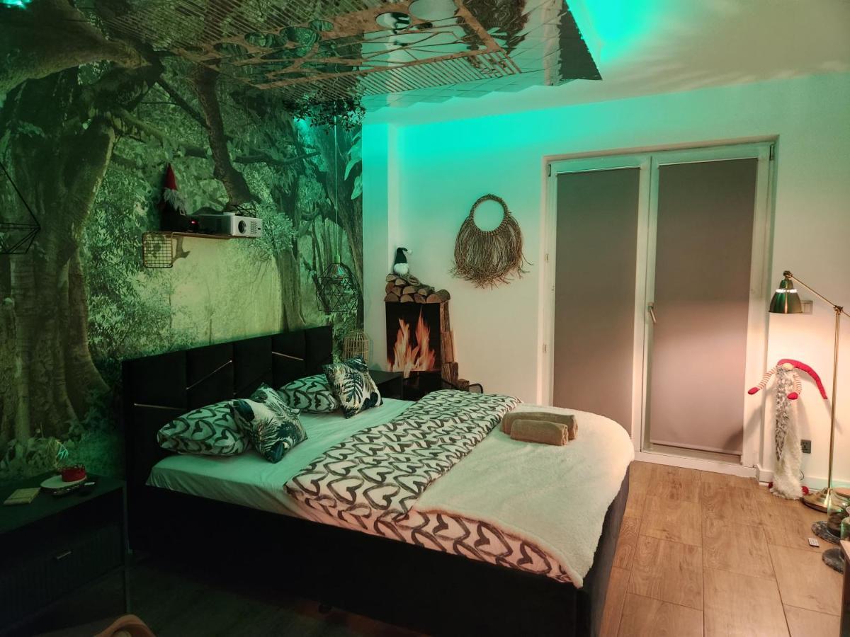 Warszawa Wola Wyjatkowe Studio Z Jacuzzi, Sauna I Fotelem Do Masazu - Exceptional Studio In Warsaw With Jacuzzi, Sauna And Massage Chair المظهر الخارجي الصورة
