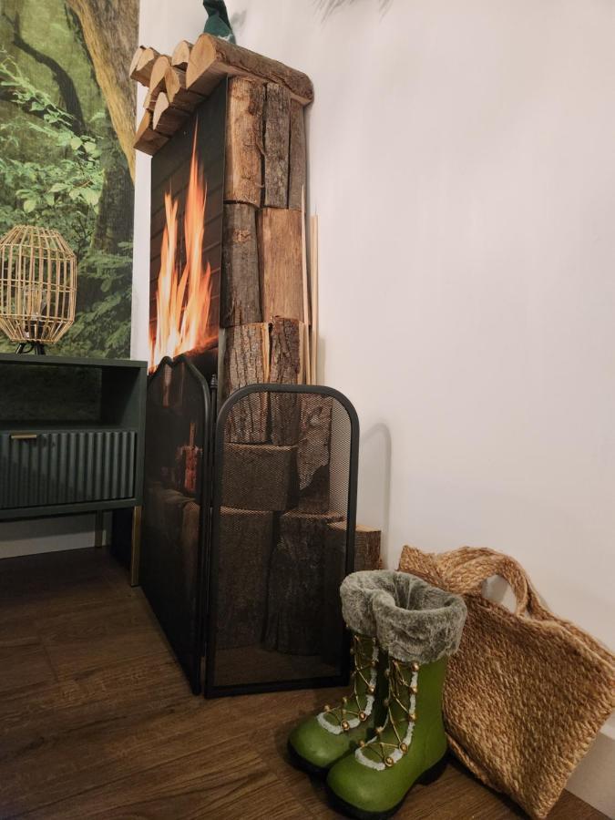 Warszawa Wola Wyjatkowe Studio Z Jacuzzi, Sauna I Fotelem Do Masazu - Exceptional Studio In Warsaw With Jacuzzi, Sauna And Massage Chair المظهر الخارجي الصورة